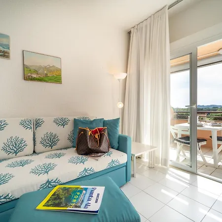Scoglietto 50 Aparthotel 4*