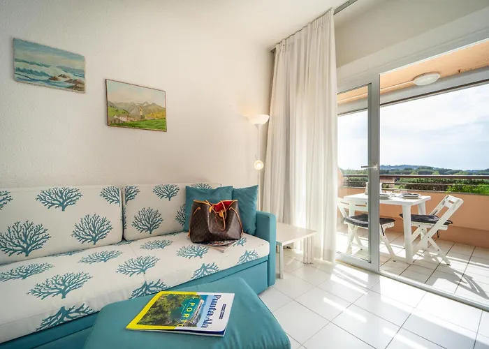 Scoglietto 50 Aparthotel 4*